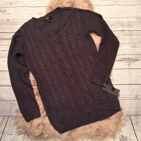 Mossimo Supply Co. Sweaters - Gray Cable Knit V-Neck Tunic Sweater